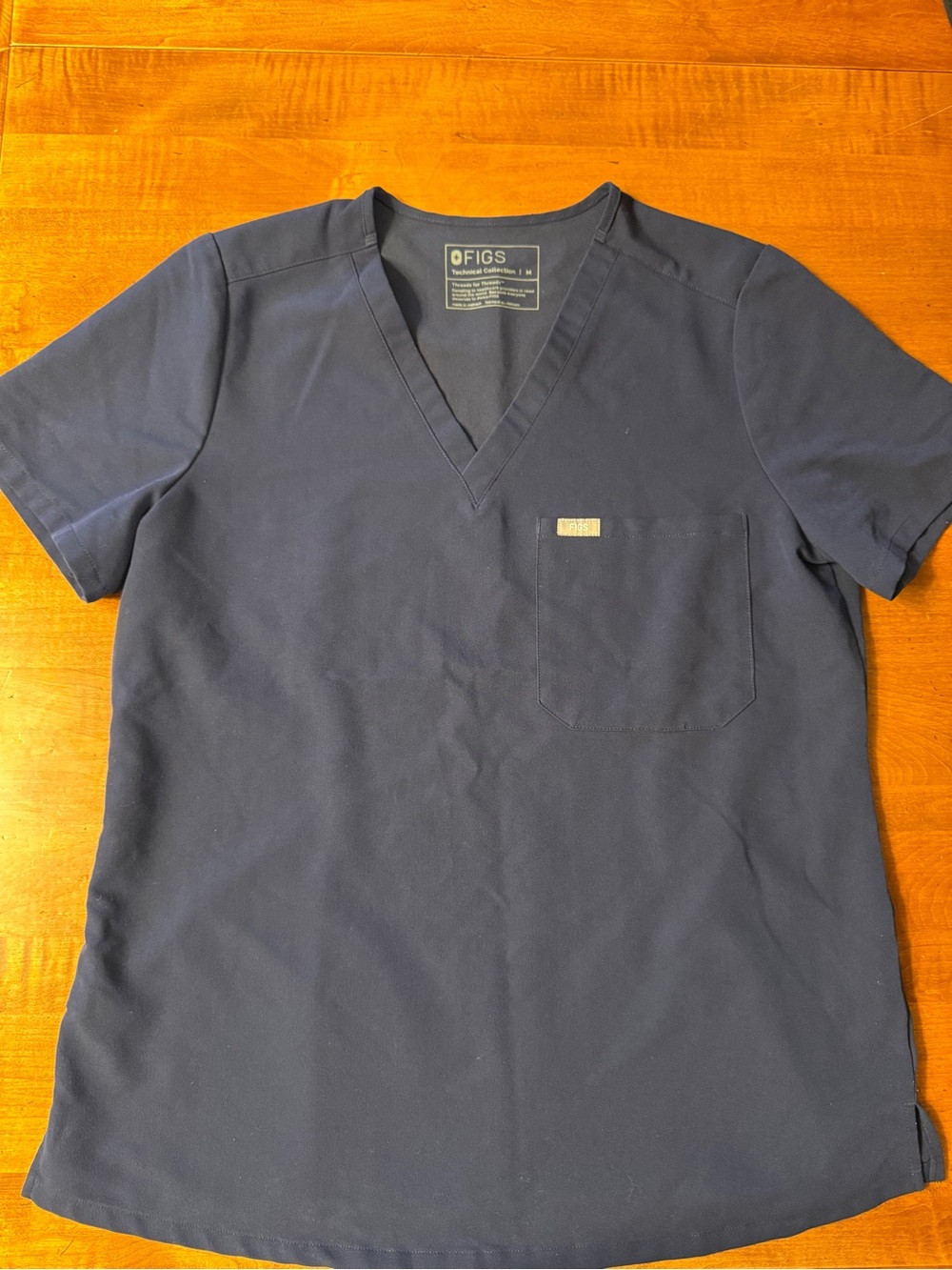 TWO FIGS Navy Women’s Catarina Scrub Top Medium